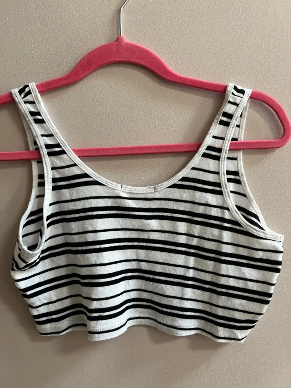 Striped Black & White Cropped Tank Top by JENNYFER - Picture 4 of 4
